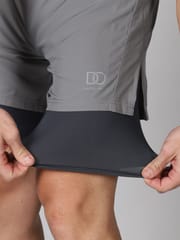 Dares Only Hybrid Run shorts with compression tights - Graphite Color